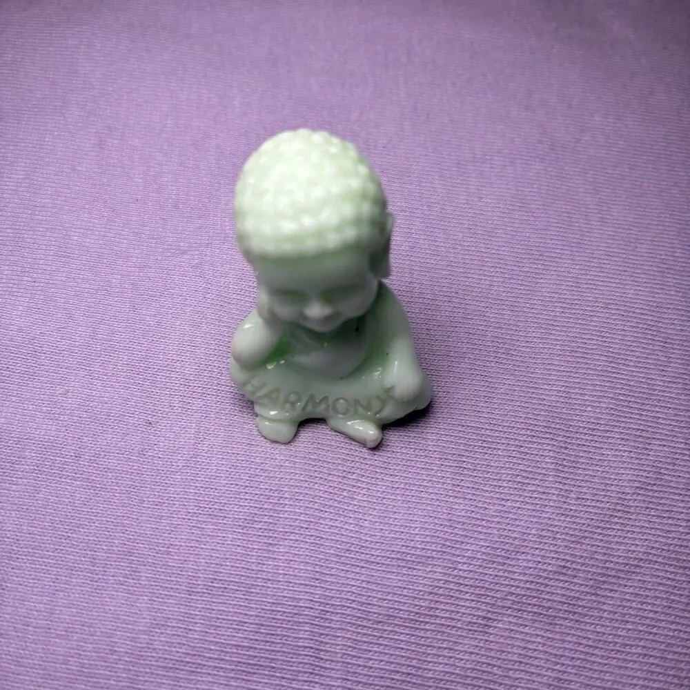 Pocket Buddha Green Harmony Buddha Statue Mini Figurine
